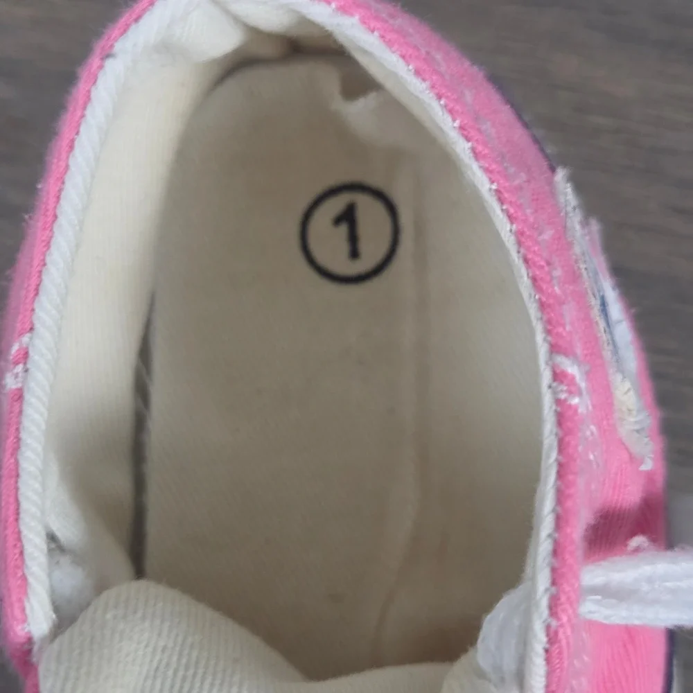 Converse Baby 1 Crib Shoe High Top Sneaker Polka Dot Sole Barbiecore Pink White